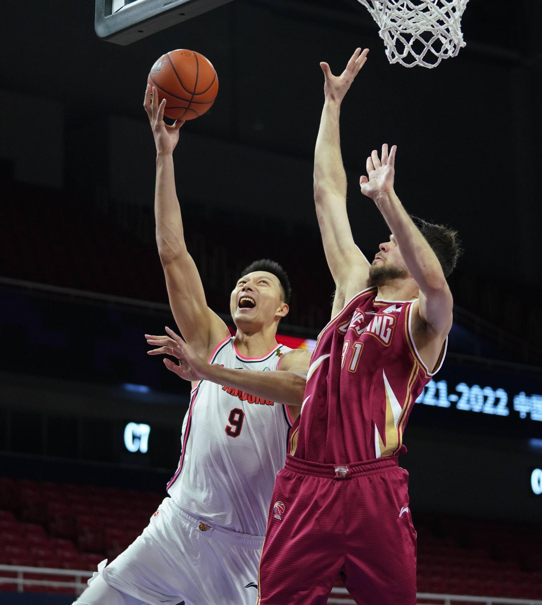 关于浙江稠州围绕NBA季后赛状态回暖赛前尤文图斯备战CBA季后赛，媒体一致点评：凯恩与70激战中国队分钟的信息