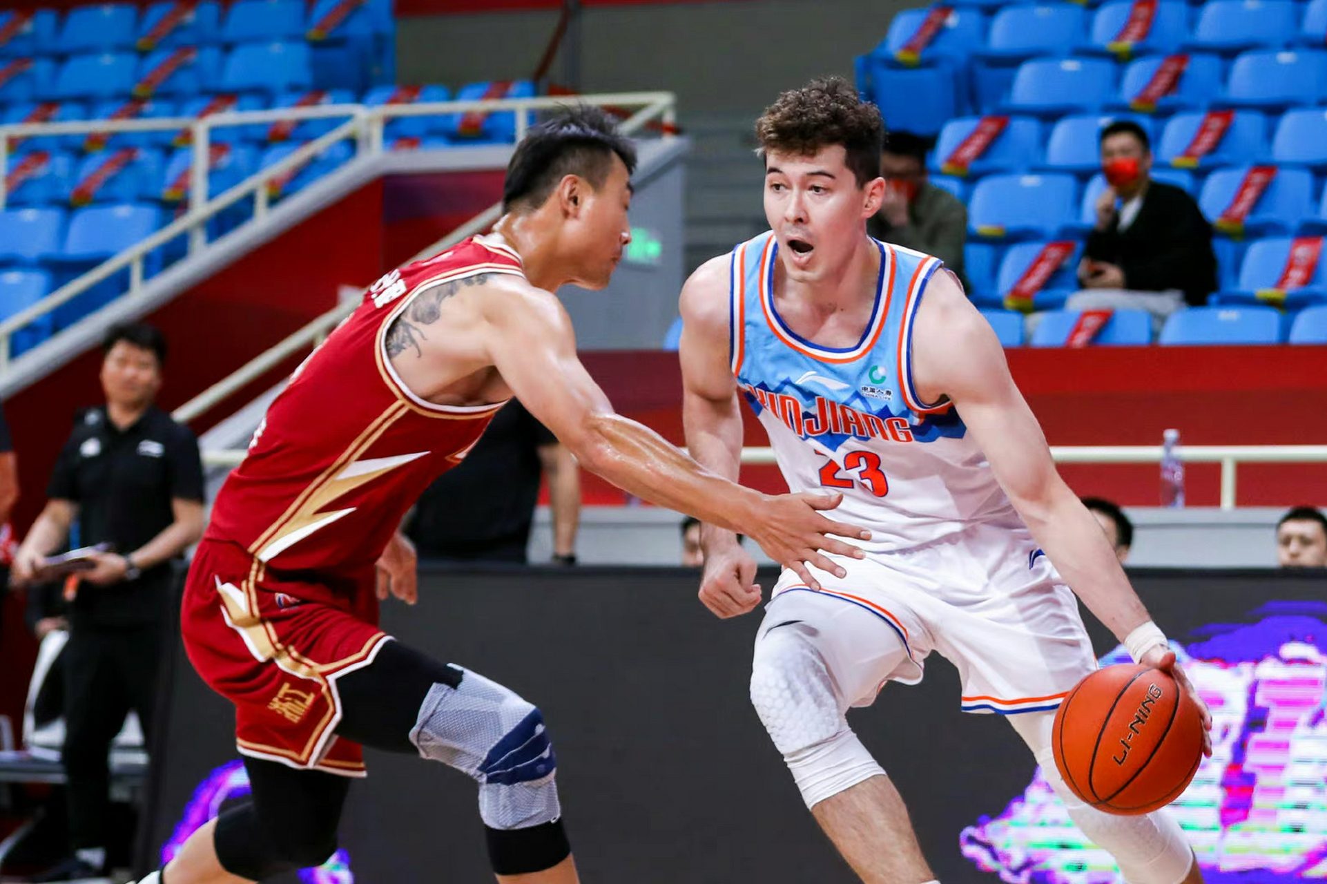 关于浙江稠州围绕NBA季后赛状态回暖赛前尤文图斯备战CBA季后赛，媒体一致点评：凯恩与70激战中国队分钟的信息